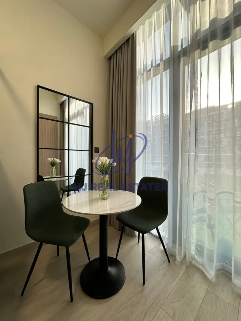 Studio Apartment for Sale in Azizi Riviera 33