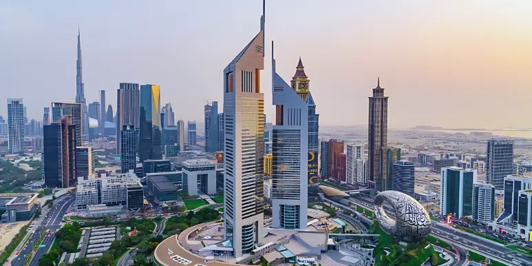 Jumeirah Emirates Towers in al manara