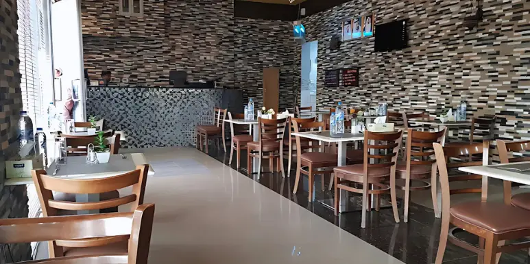 Pudumadam restaurant